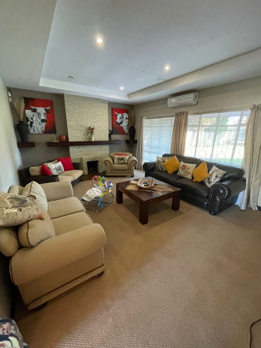  Bedroom Property for Sale in Bloemhof North West